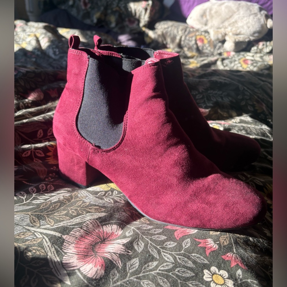 Quipid Faux Suede Burgundy Ankle Boots - Picture 2 of 6